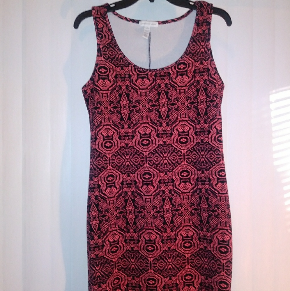 Cute hugs-ur-figure stretchy dress